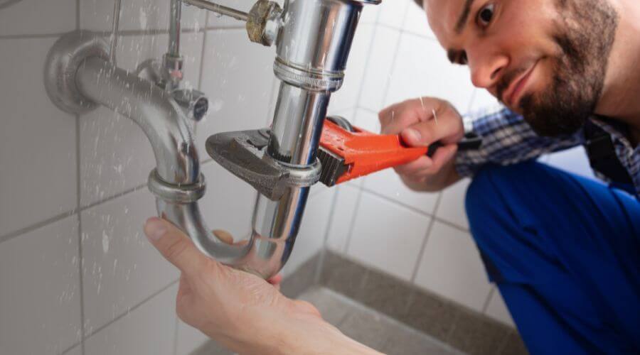 Expert burst pipe repair services in Kenton, OK
